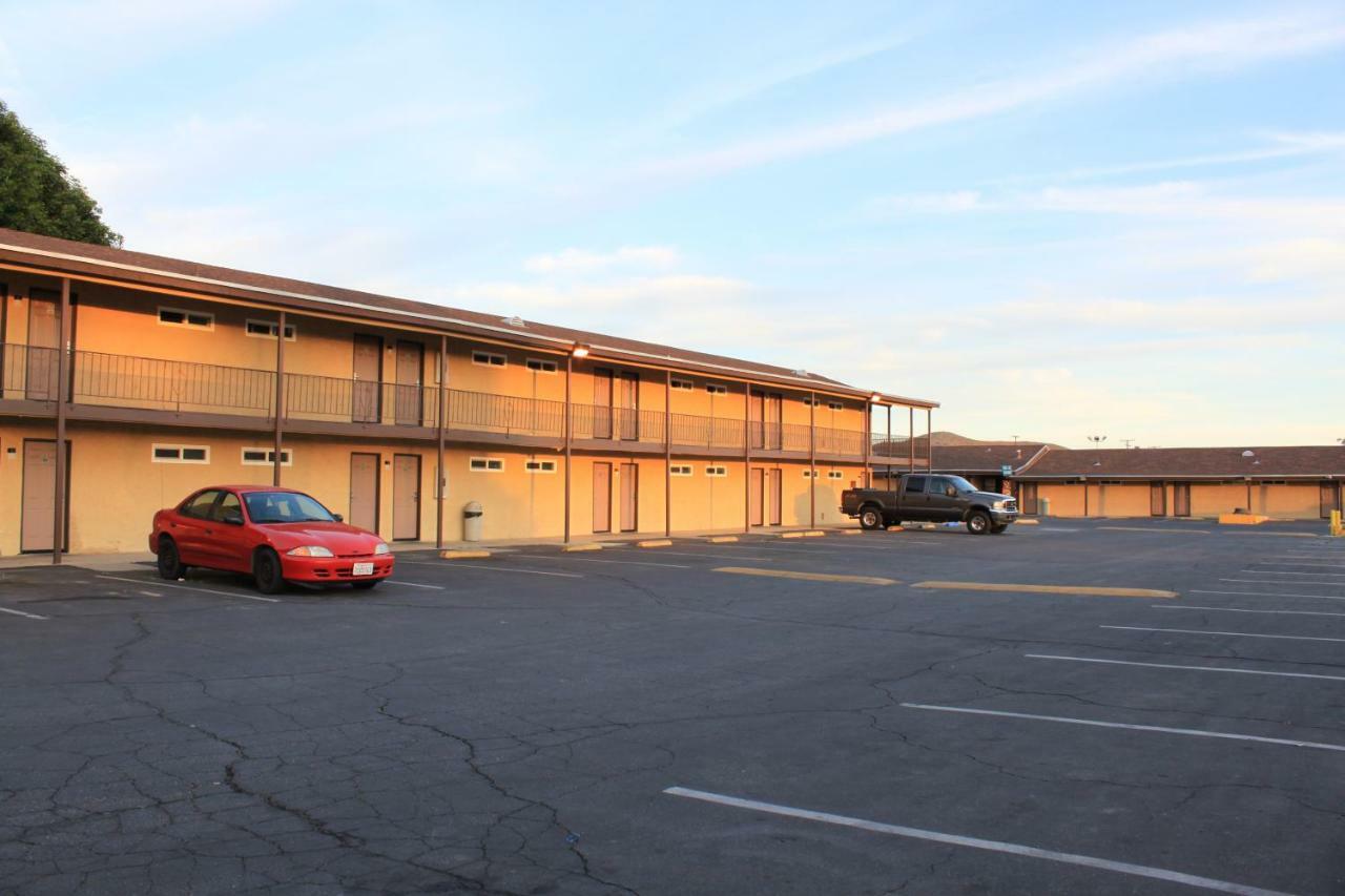 Menifee Inn Dış mekan fotoğraf